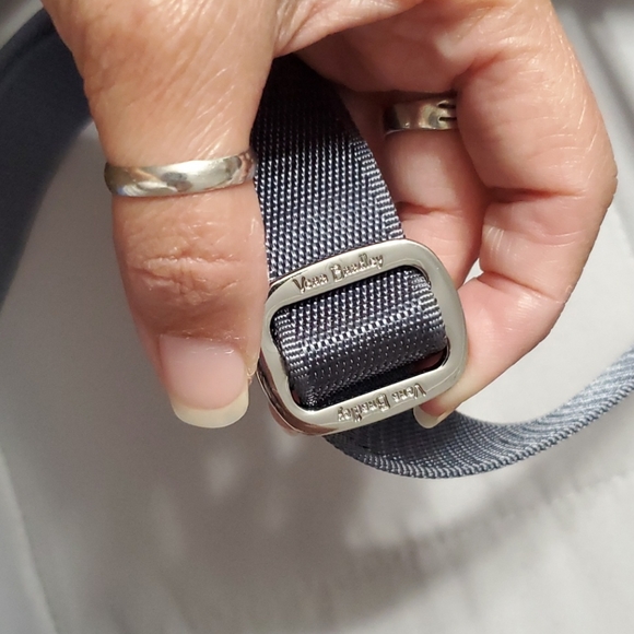 Bundle it! Vera Bradley super cute crossbody purse! - Picture 3 of 7